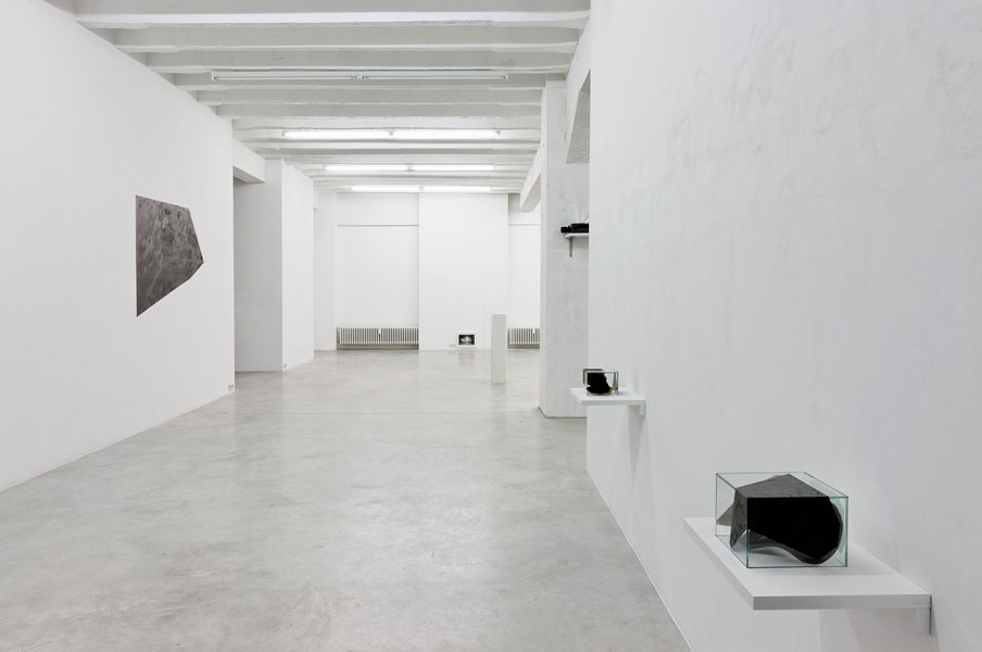 Goran Petercol: Common Places, exhibition view, Galerija Gregor Podnar, Berlin, 2013. Photo: Marcus Schneider