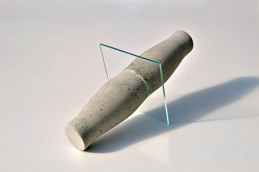 Symmetries, glass, concrete, 34.5 x 15 x 15 cm, 2009