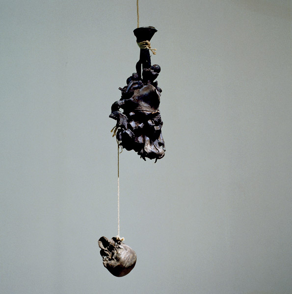 Giant, bronze, rope, approx 120 x 40 cm (+ length of the rope), 2006