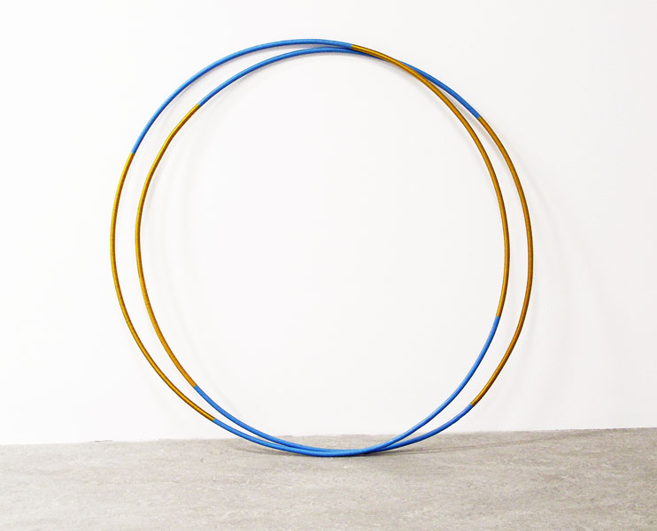 Untitled (Hula Hoop), steel, thread, ø 95 cm, 2011