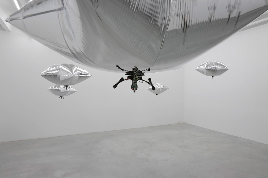 Vadim Fishkin: tour en l´air, exhibition view, Galerija Gregor Podnar, Berlin, 2009. Photo: Marcus Schneider