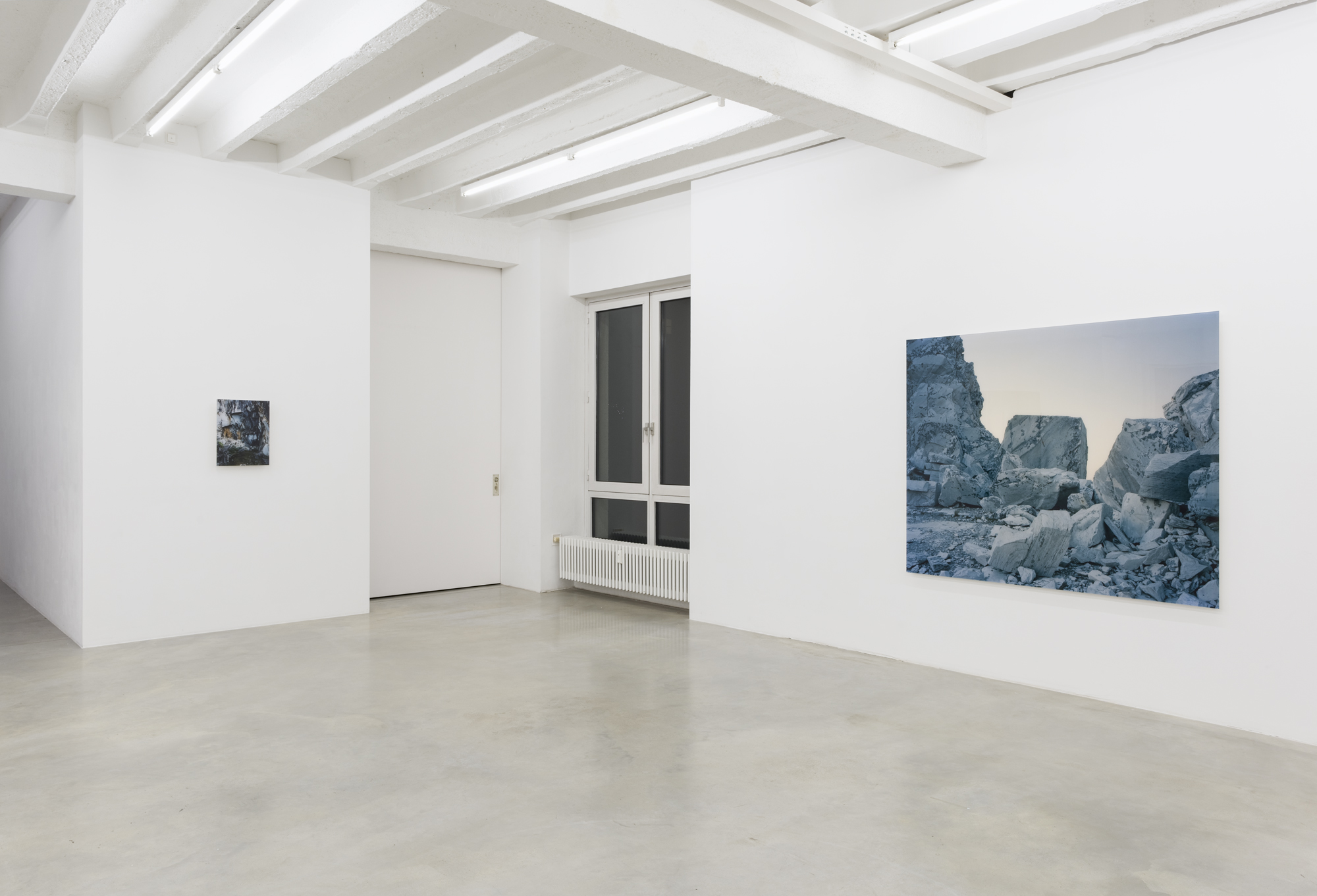 Primož Bizjak, Alpi Apuane, exhibition view, Galerija Gregor Podnar, Berlin, 2018. Photo: Marcus Schneider